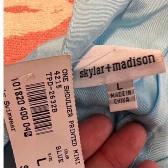 Skylar + Madison Women’s Size Large One Shoulder High Slit Dress Watercolor - Picture 12 of 12